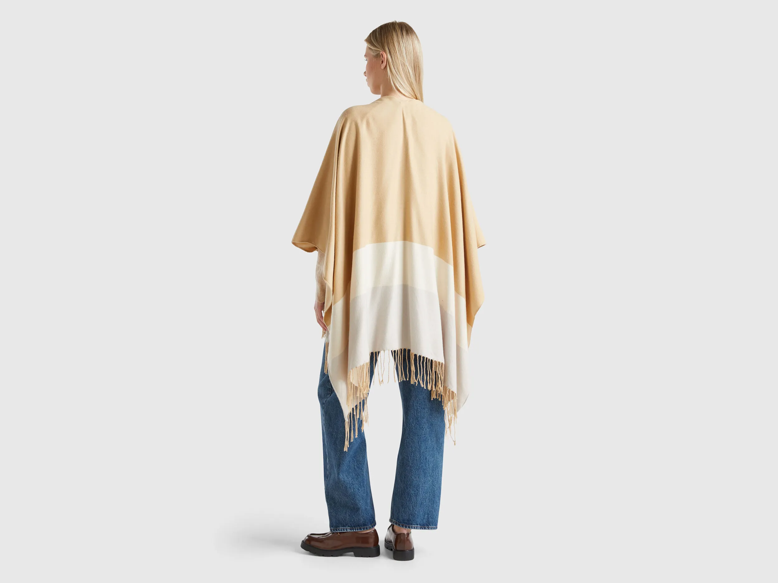 Cape en tissu recyclé