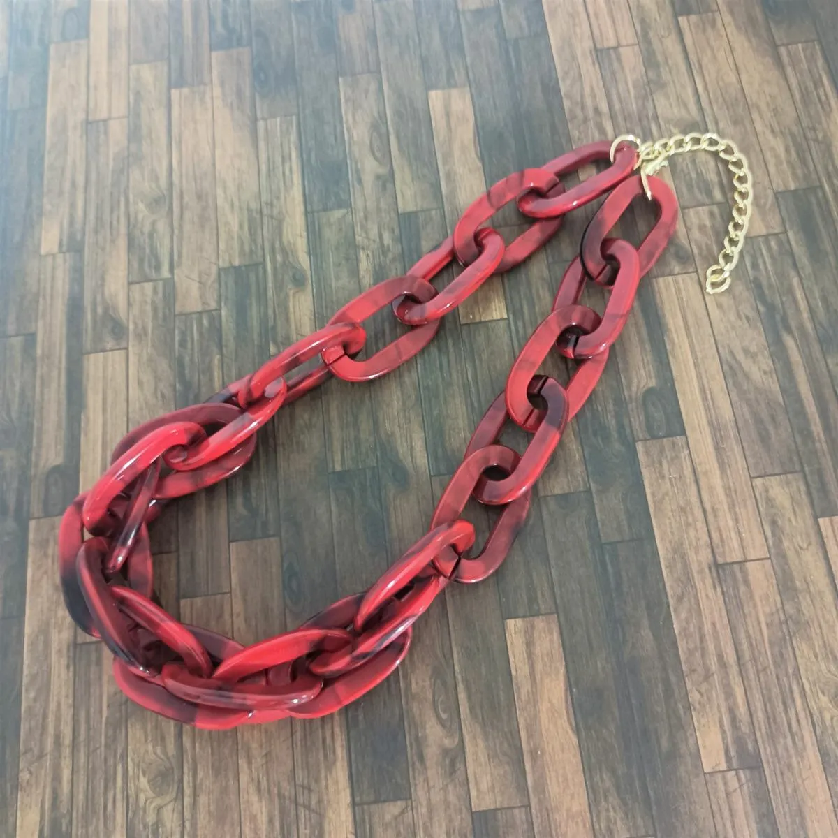 Collier gros maillons rouge